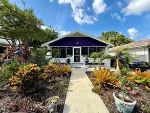 Building Photo - 1213 E Henry Ave