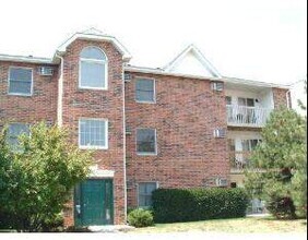 Building Photo - 1351 Cunat Ct