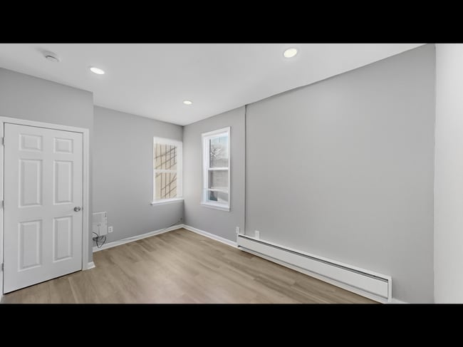 Building Photo - 972 McLean Ave