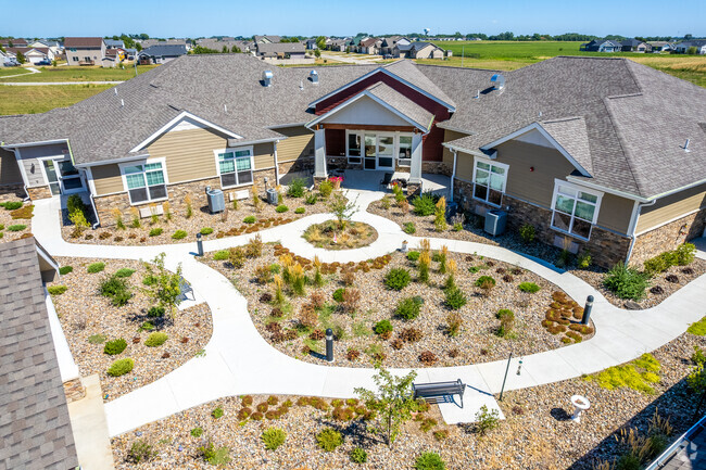 Building Photo - Prairie Vista Village