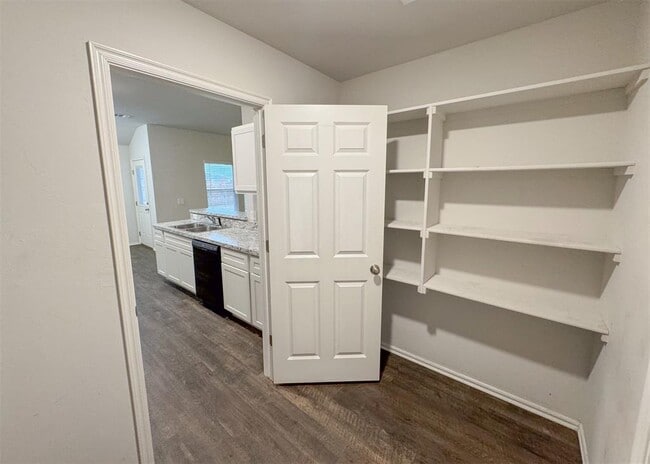 Building Photo - 1109 S Appaloosa Ln