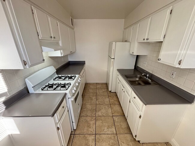Building Photo - Charming 2Bed/1Bath ground floor apartment located in Northern/Central part of Las Vegas