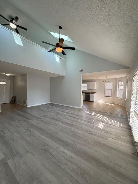 Foto del edificio - 1123 Northview Dr