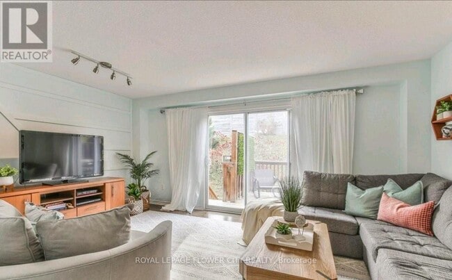 Building Photo - 1059 Whetherfield St