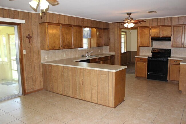 Foto del edificio - 881 High Oaks Dr