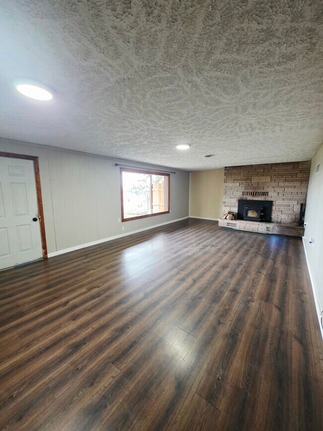 Foto del edificio - 2344 Cozy Nook Rd