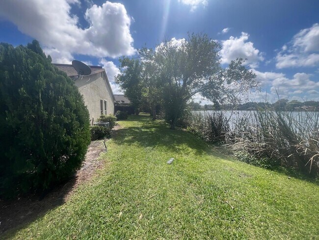 Building Photo - 3502 Waterview Cir