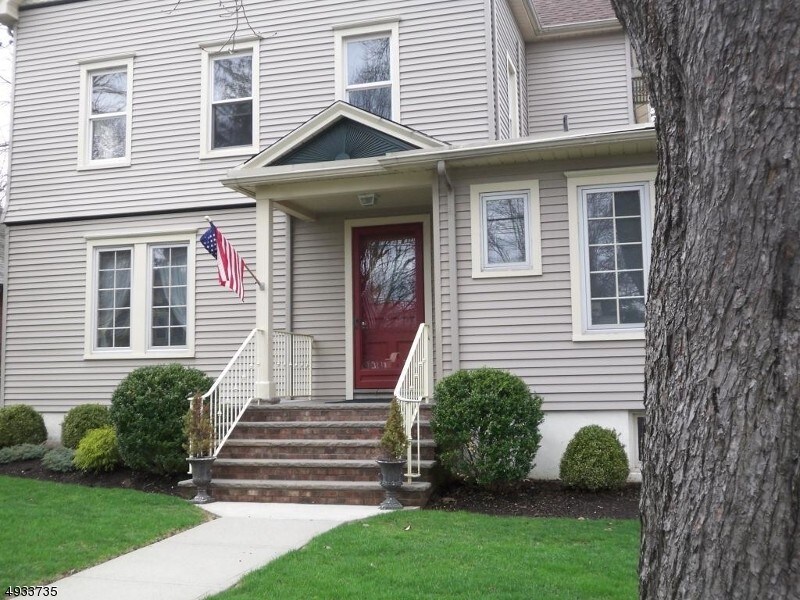 10 S Prospect St, Verona, NJ 07044 Room for Rent in Verona, NJ