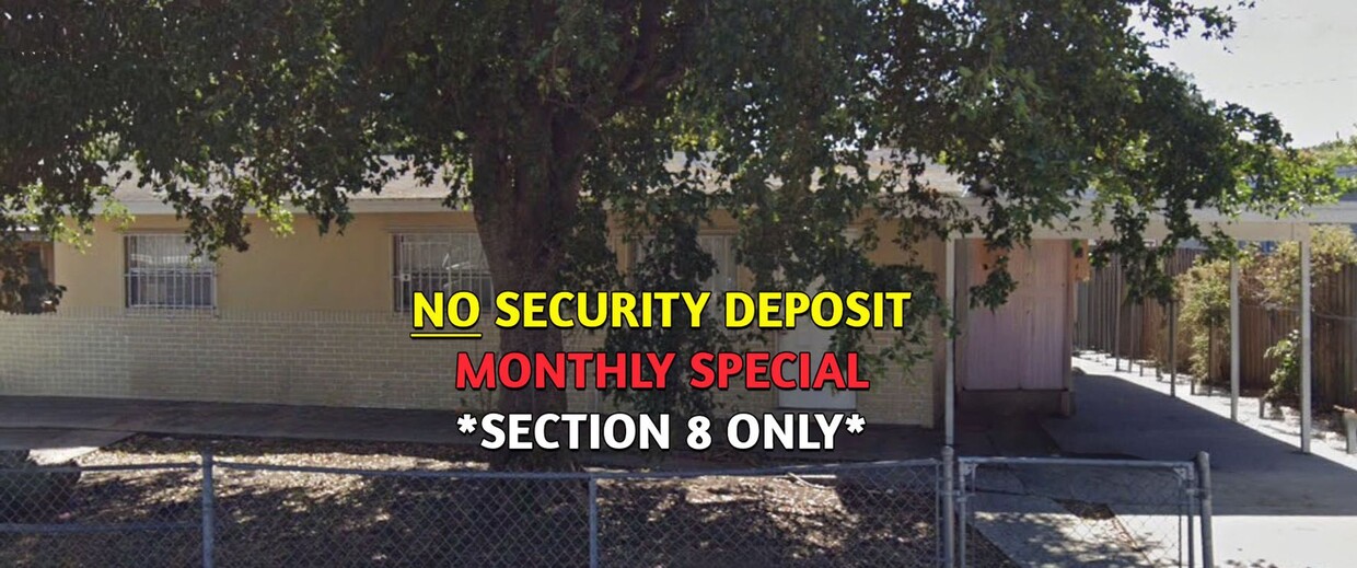 Large 4-2 house with central air and hooku... - Large 4-2 house with central air and hooku...