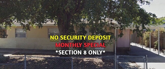 Large 4-2 house with central air and hooku... - Large 4-2 house with central air and hooku...