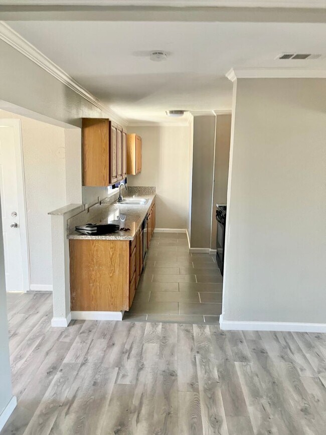 Foto del edificio - Charming 3BD/2BA Home in Meadowview Neighb...
