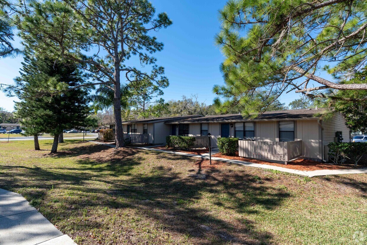 Sugartree Apartments in New Smyrna Beach, FL