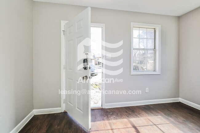 Foto del edificio - 802 Abington Dr