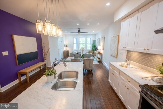 Foto del edificio - 3803 10th St NW