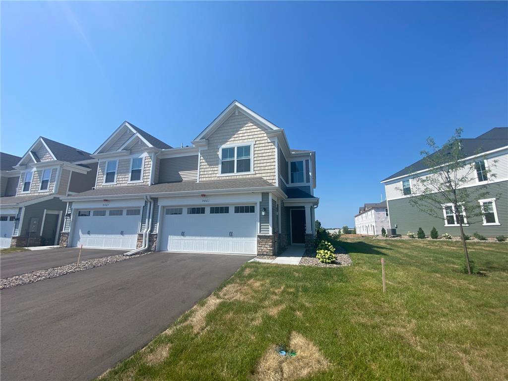 9461 4th St N, Lake Elmo, MN 55042 Townhome Rentals in Lake Elmo MN