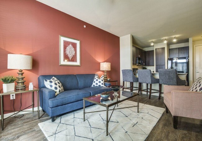 Building Photo - 1 br, 1 bath Apartment - 804 Sandman St 139