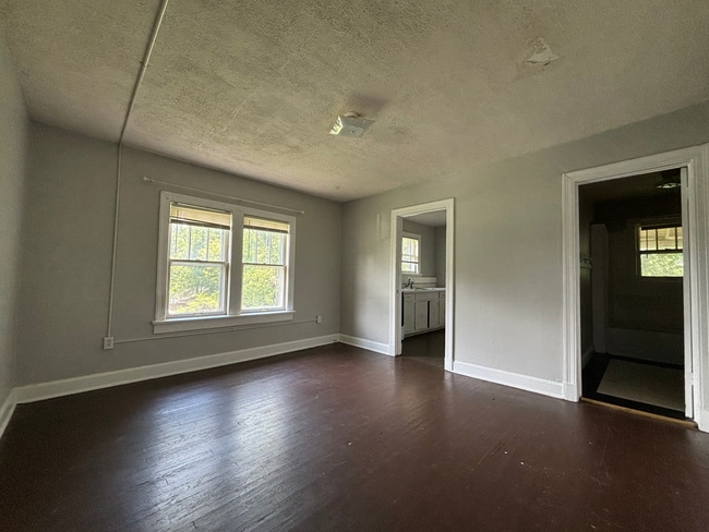 Foto del edificio - 207 Ensley Ave