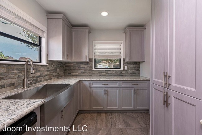Building Photo - 3 br, 2 bath House - 1111 S Susanna Ave