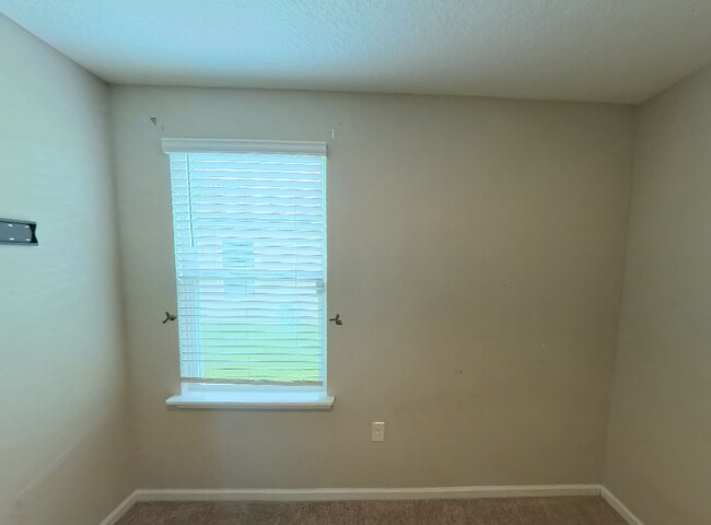 Foto del edificio - 70409 Winding River Dr