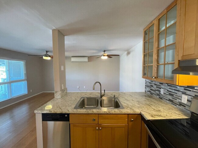 Foto del edificio - Renovated Napilihau Villages Two Bedroom