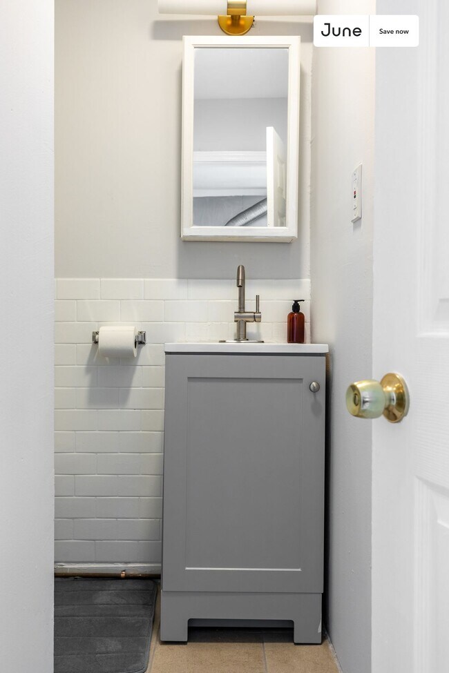 Foto del edificio - 102 Tyler St