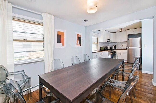 Foto del edificio - 9 Saddlewood Ct