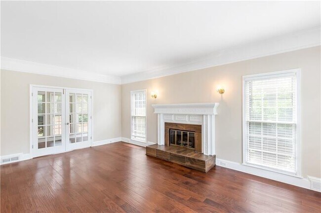 Foto del edificio - 919 Bridgegate Dr NE