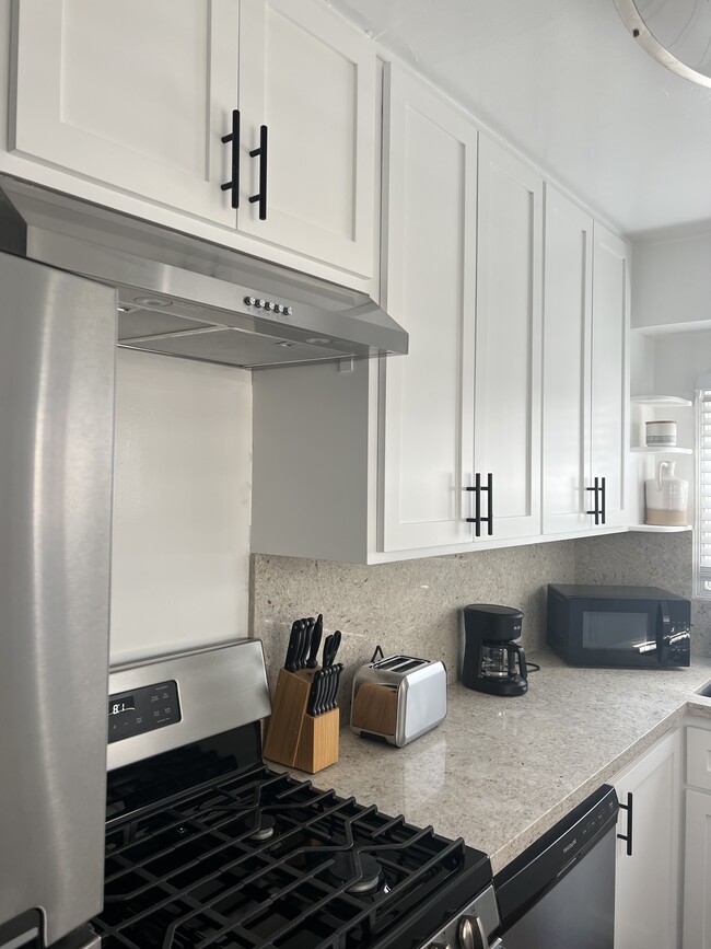 updated kitchen - 348 30th St