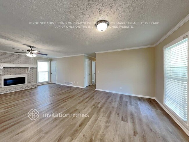 Foto del edificio - 90 Cook Ln