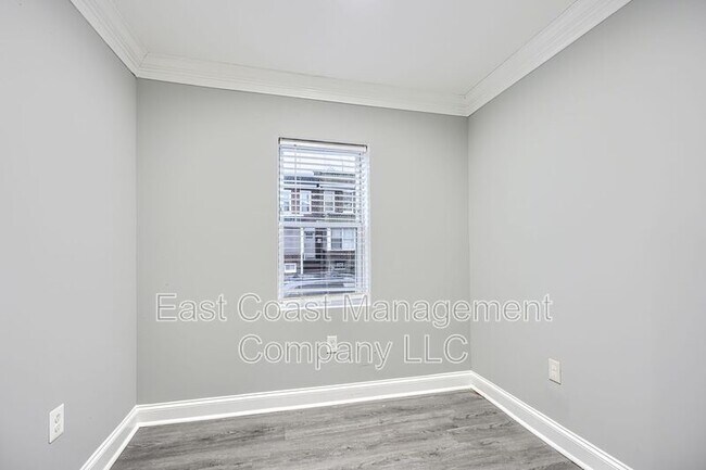 Foto del edificio - 2813 Santa Fe Ave