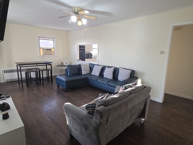 Foto del edificio - 1410 45th St