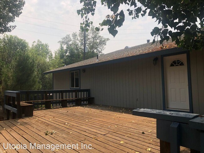 Building Photo - 3 br, 2 bath House - 1645 Cornell Street