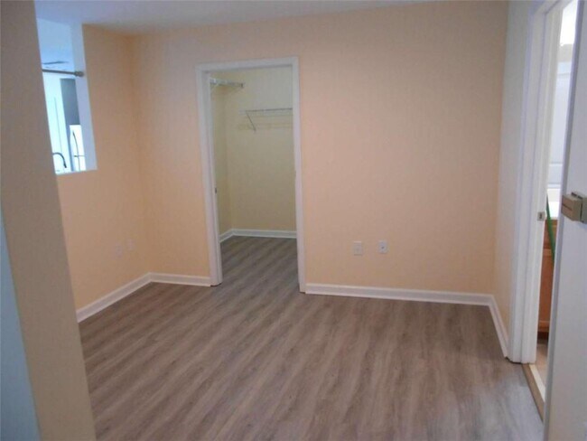 Building Photo - 3040 Peachtree Rd