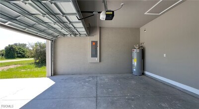 Building Photo - 6004 Keystone Cir