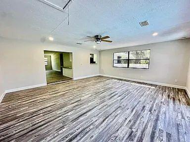 Foto del edificio - 6109 Tangelo Dr