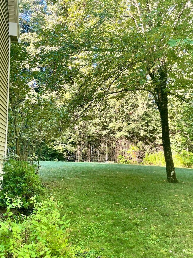 Foto del edificio - Sublet available now to May. Stunning 5 bedroom Falmouth Home