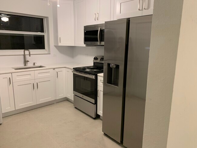 Foto del edificio - 1040 SW 4th St