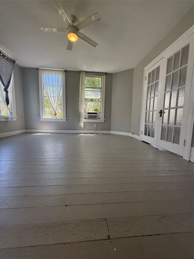 Building Photo - 2121 Avenue K