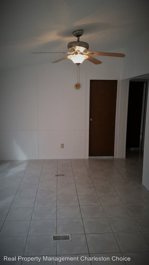 Building Photo - 3 br, 2 bath House - 6284 Hyde Park Road