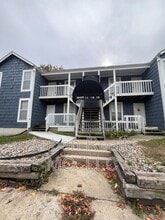 Building Photo - 10115 E 67th St