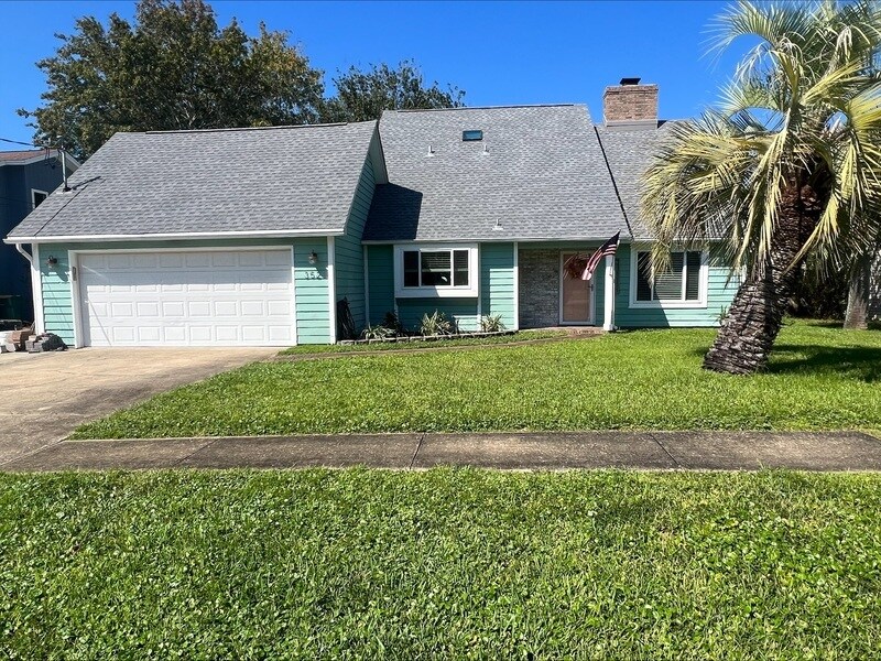 Primary Photo - 352 Sailfish Dr