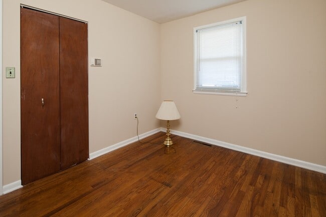 Building Photo - Ranch home near Christiana Hospital - COMI...