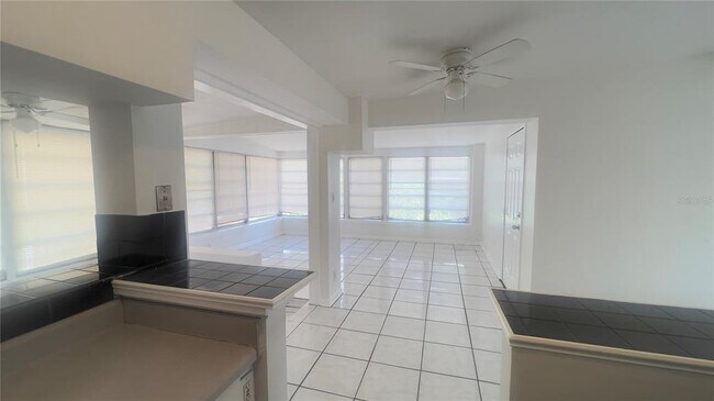 Foto del edificio - 110 14th Ave SW