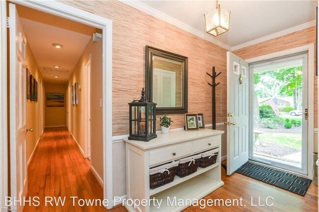 Building Photo - 4 br, 3 bath House - 3012 Watergate Lane