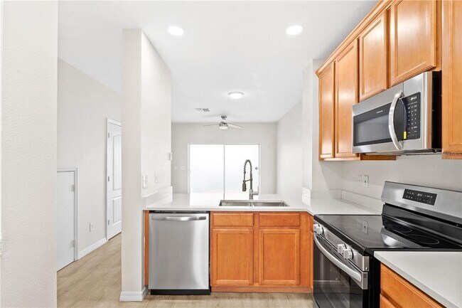 Foto del edificio - 10914 Savannah Wood Ct