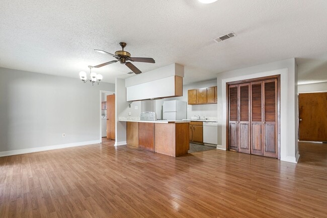 Photo - Beautiful 3-Bed, 2-Bath Home in Marrero – Move-In Ready & Full of Charm!