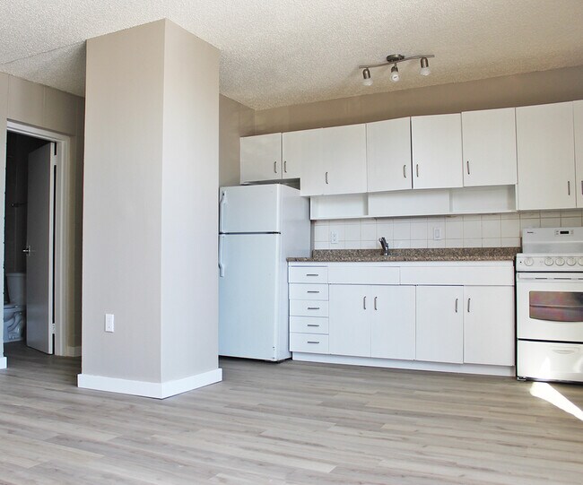 Photo du bâtiment - Sierra Manor Apartments