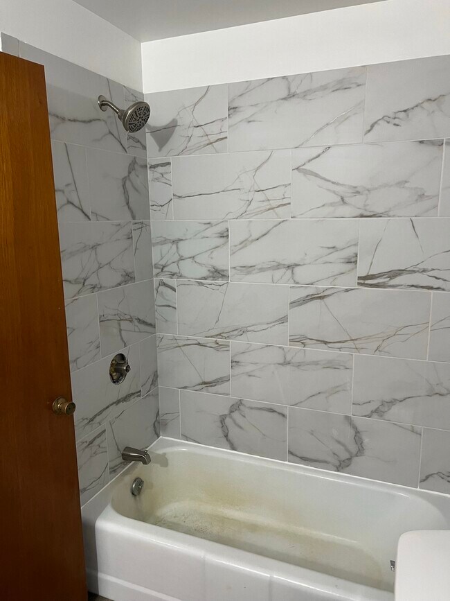 Foto del edificio - 728 Water St SW