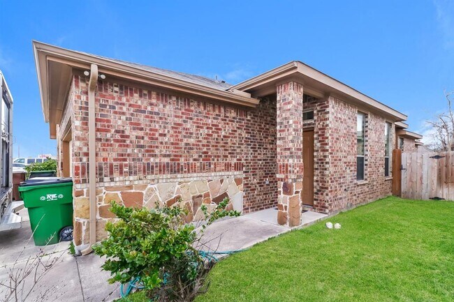 Foto del edificio - 1428 Muirfield Bend Dr