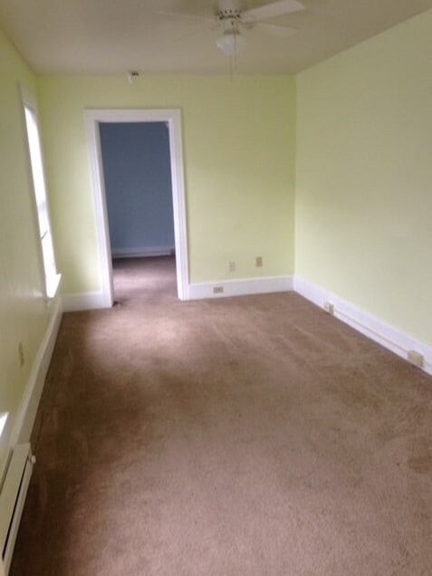 Living room leading to bedroom - 305 4th St